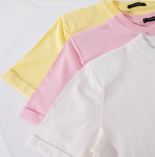 T-shirt com ombreira