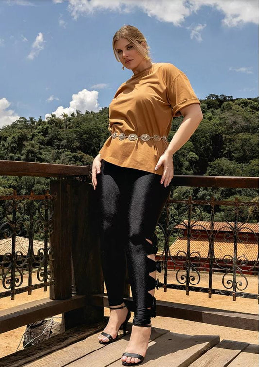 Calça Prada Preta com Detalhes em Flores Edição Limitada - Tamanho 46