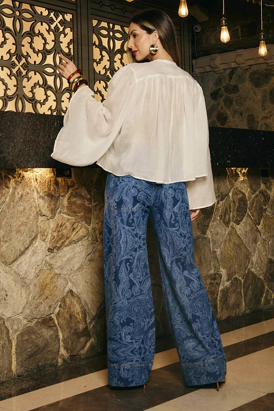 Calça jeans estampada