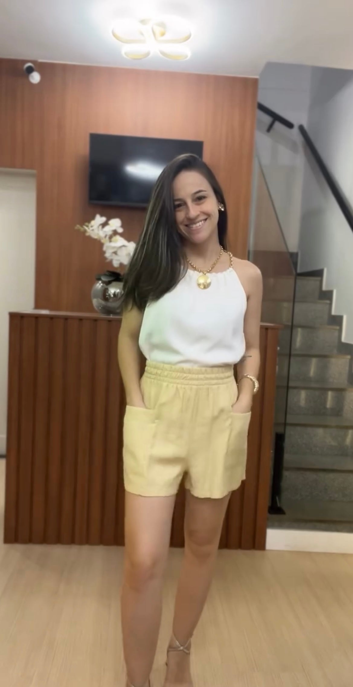 Blusa regata com corrente