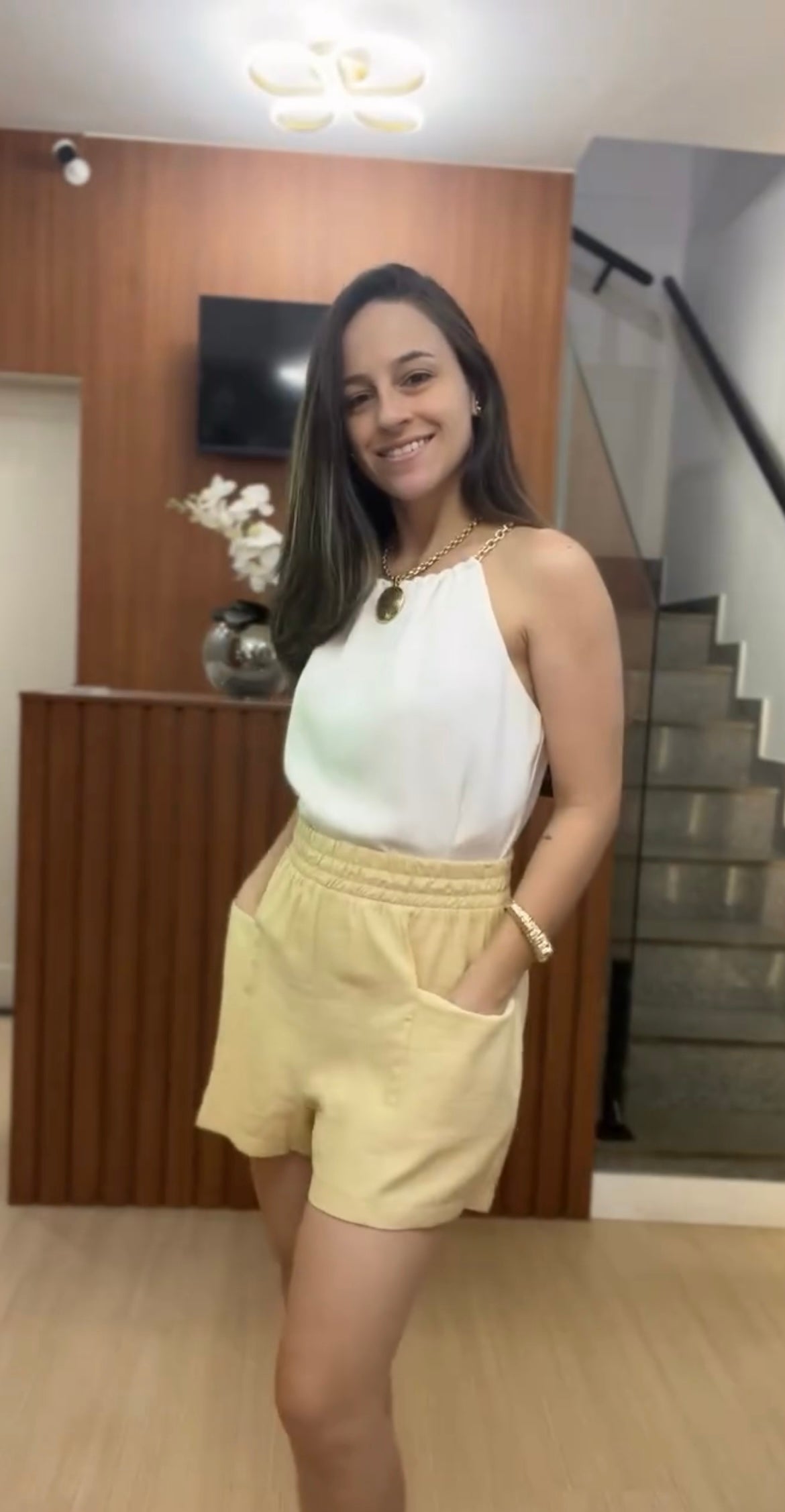 Blusa regata com corrente