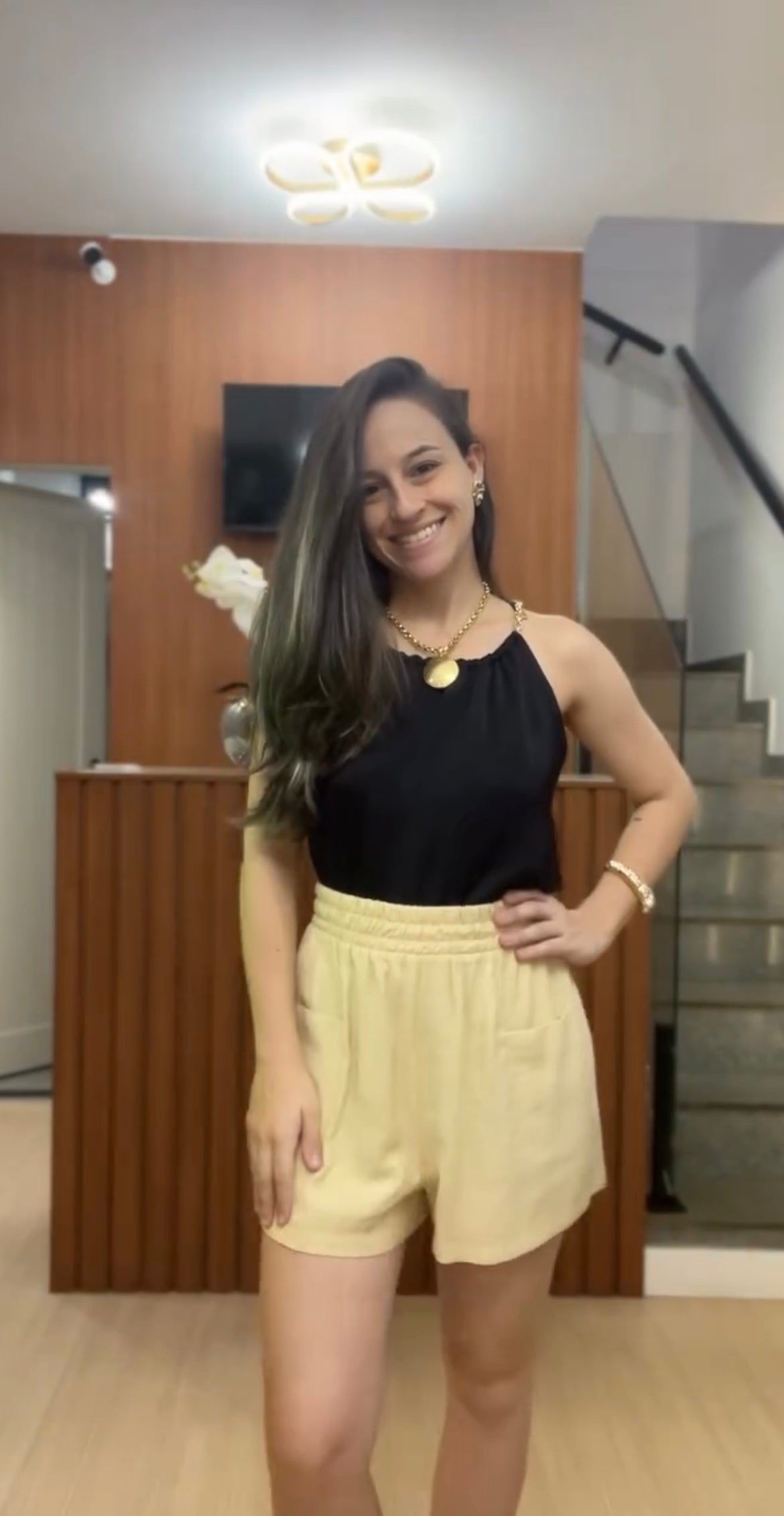 Blusa regata com corrente