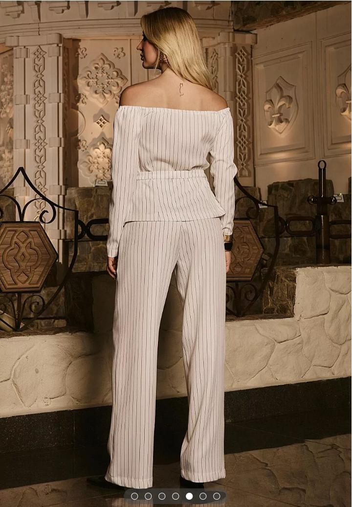 Conjunto alfaiataria risca de giz calça e blusa