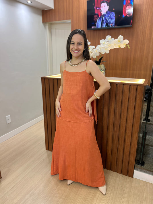 Conjunto Blusa e saia longa