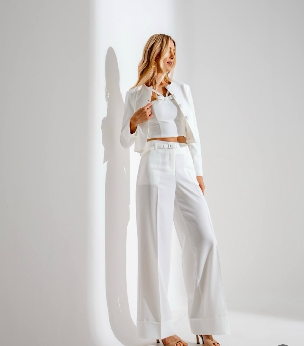 Calça Carla Alfaiataria com cinto