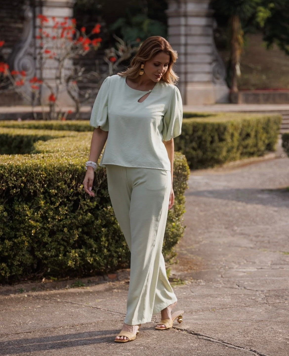 Conjunto calça e blusa manga balone