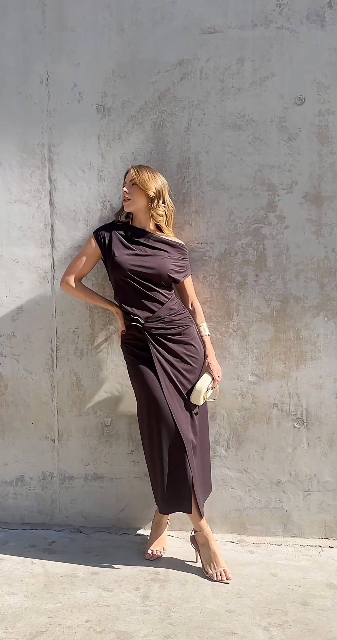 Vestido Longo em Jersey com fivela cintura