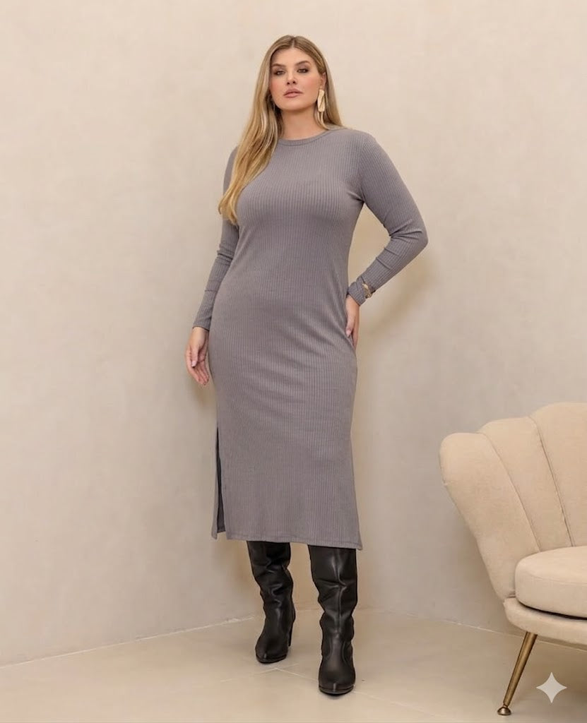 Vestido Mídi Canelado Cinza com Fenda Lateral