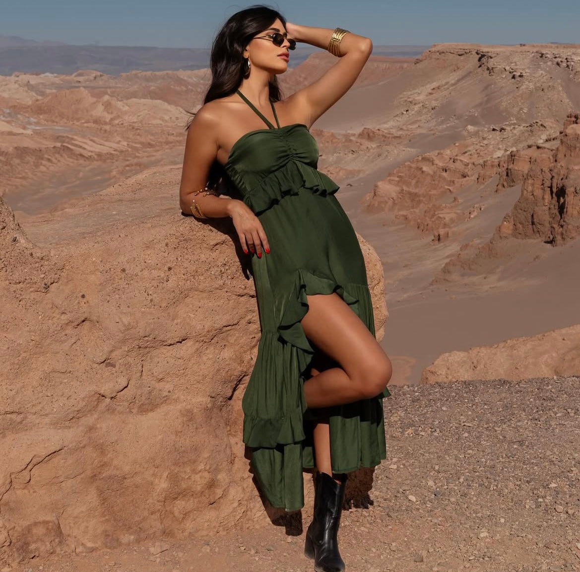Vestido alça com lastex e babado