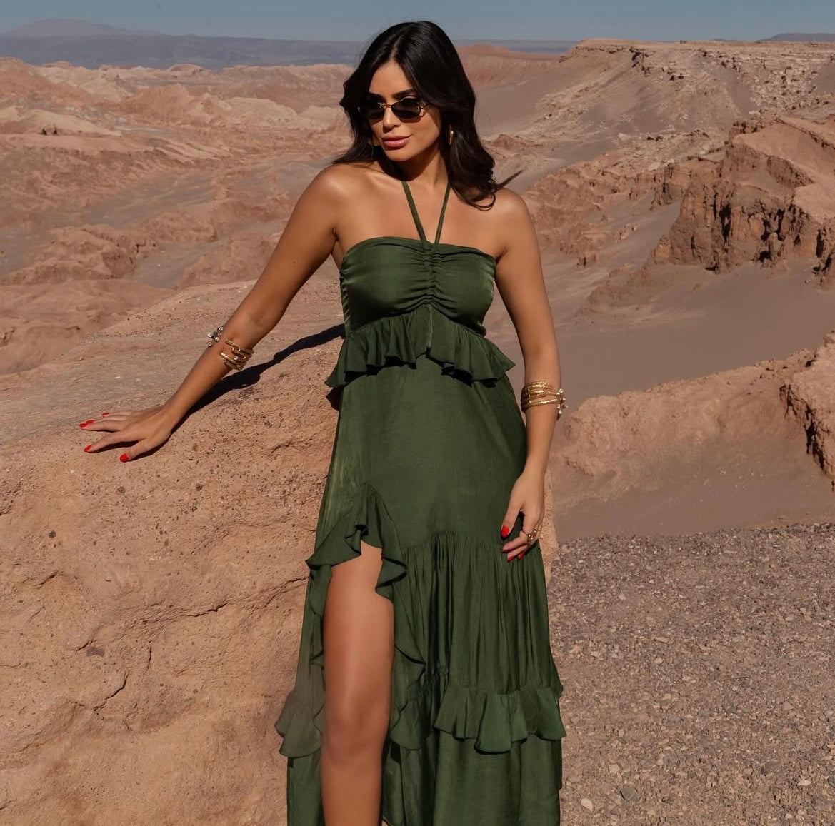 Vestido alça com lastex e babado