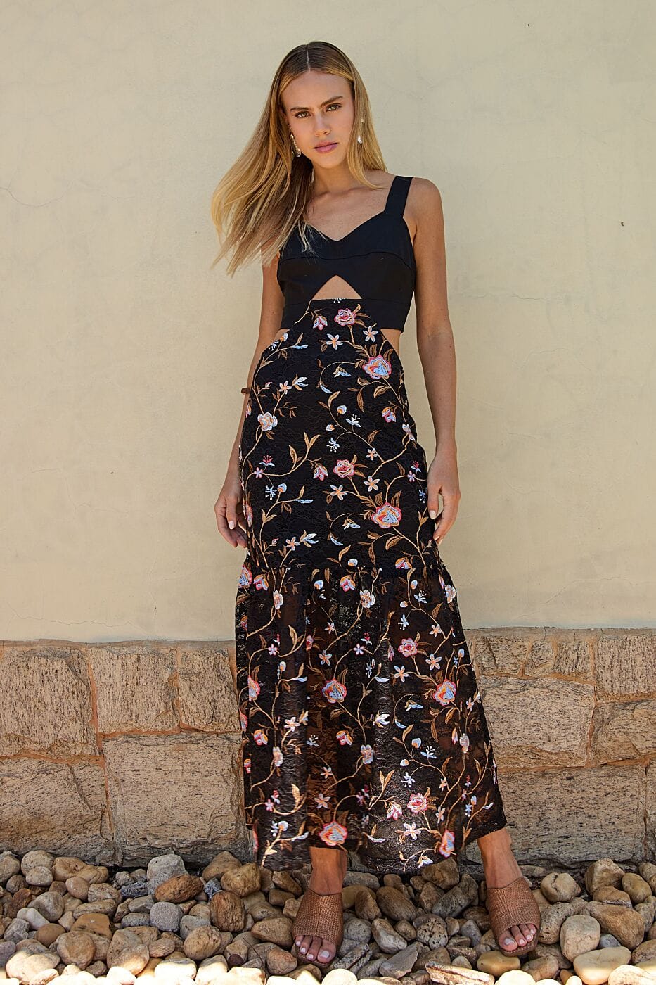 Vestido Mix rendado com estampado