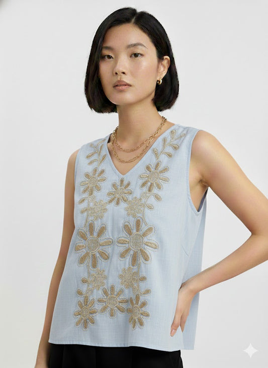 Blusa Regata Bordada Azul Bebê