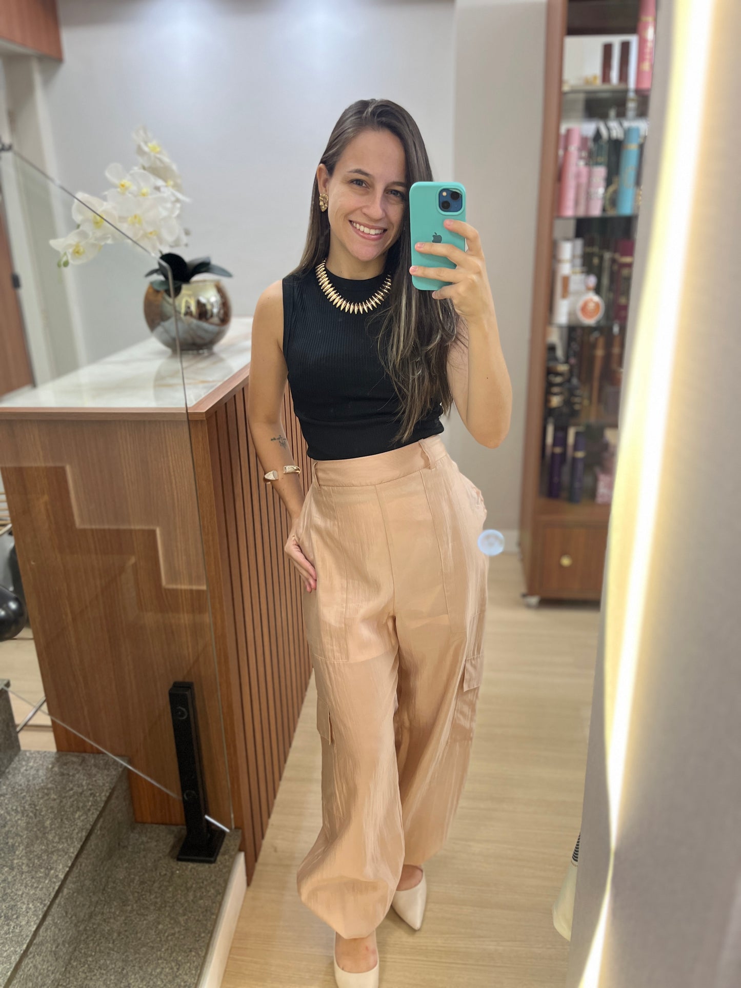 Calça Organza com Bolsos Laterais